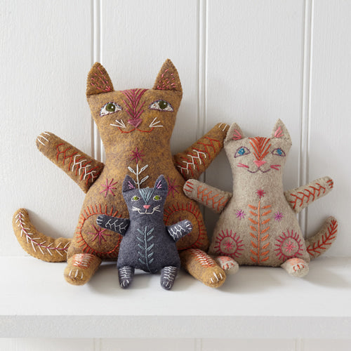 Cat Family Embroidery Kit