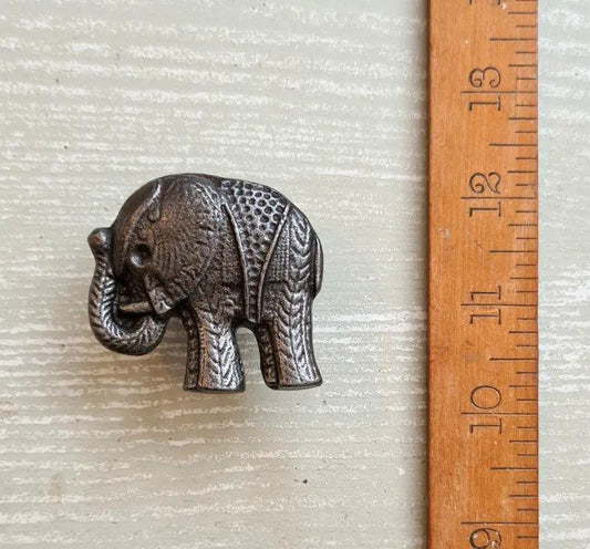 African Elephant Cast Iron Knob 5cm