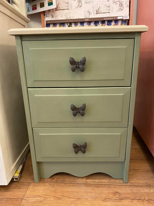 Chateau Grey Chalk Painted Chest of Drawers